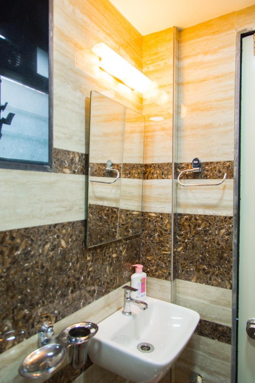 Hotel Tourister Βομβάη Εξωτερικό φωτογραφία