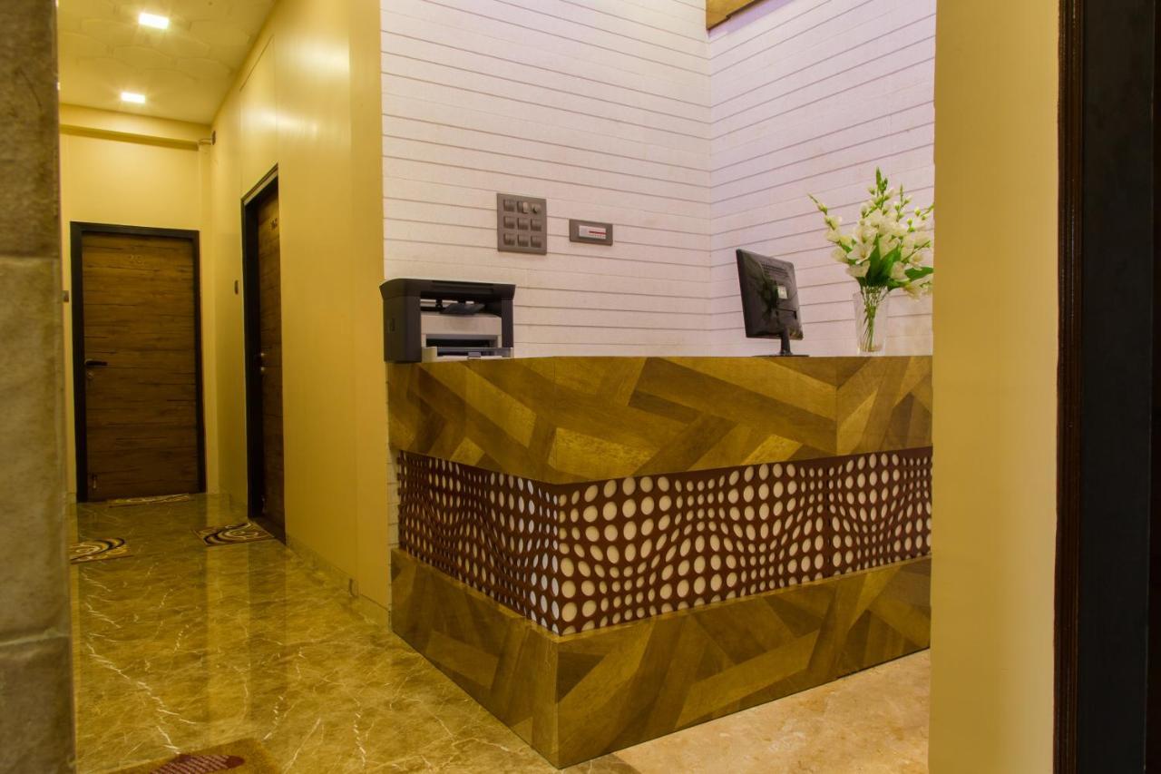 Hotel Tourister Βομβάη Εξωτερικό φωτογραφία